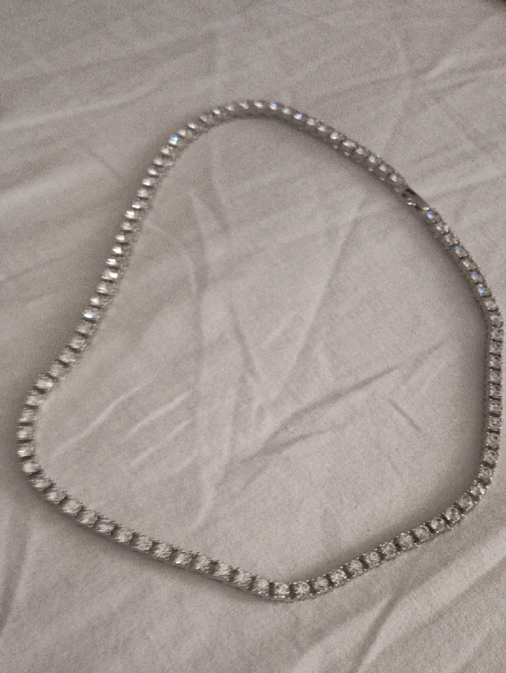 Radiant Silver Crystal Tennis Necklace - Timeless Sparkle